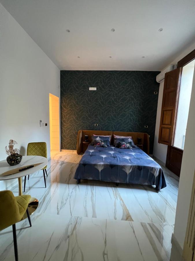Handy Specus Homestay *