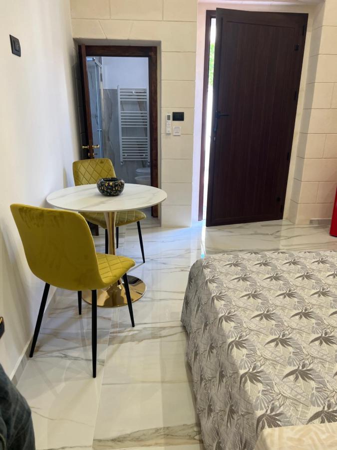 Handy Specus Homestay Brindisi