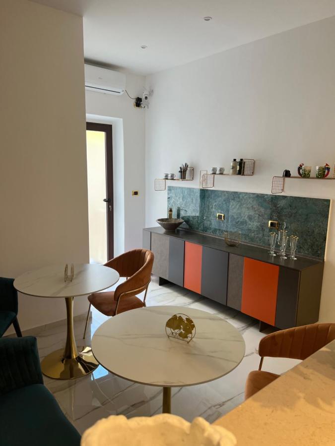 Handy Specus Homestay *